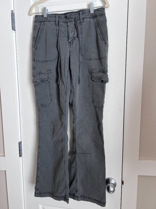 American Eagle Outfitters Pants - American Eagle Stretch Bootcut Cargo Pants - Washed Gray - Size 4